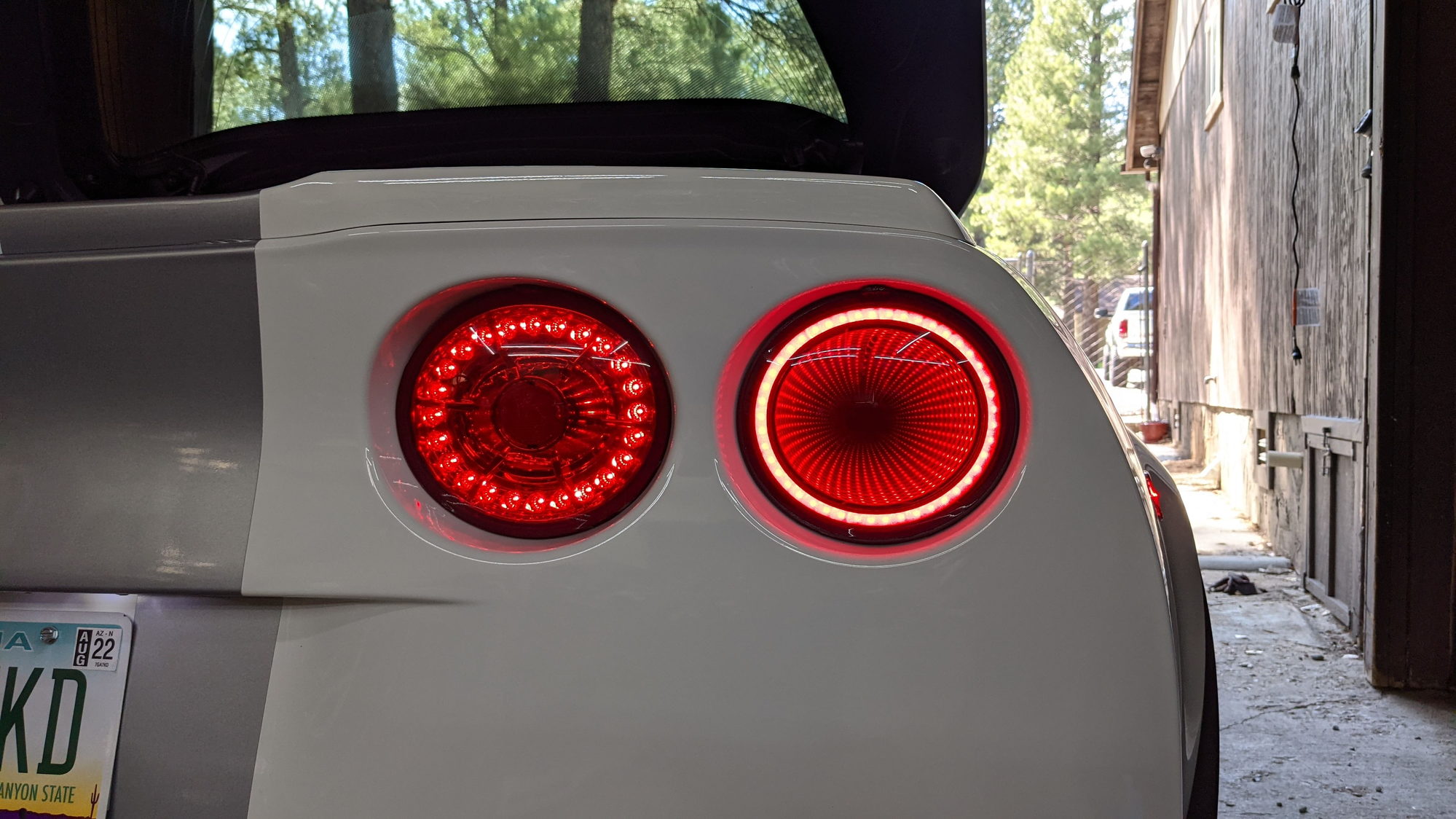 13+ C6 Infinity Tail Lights