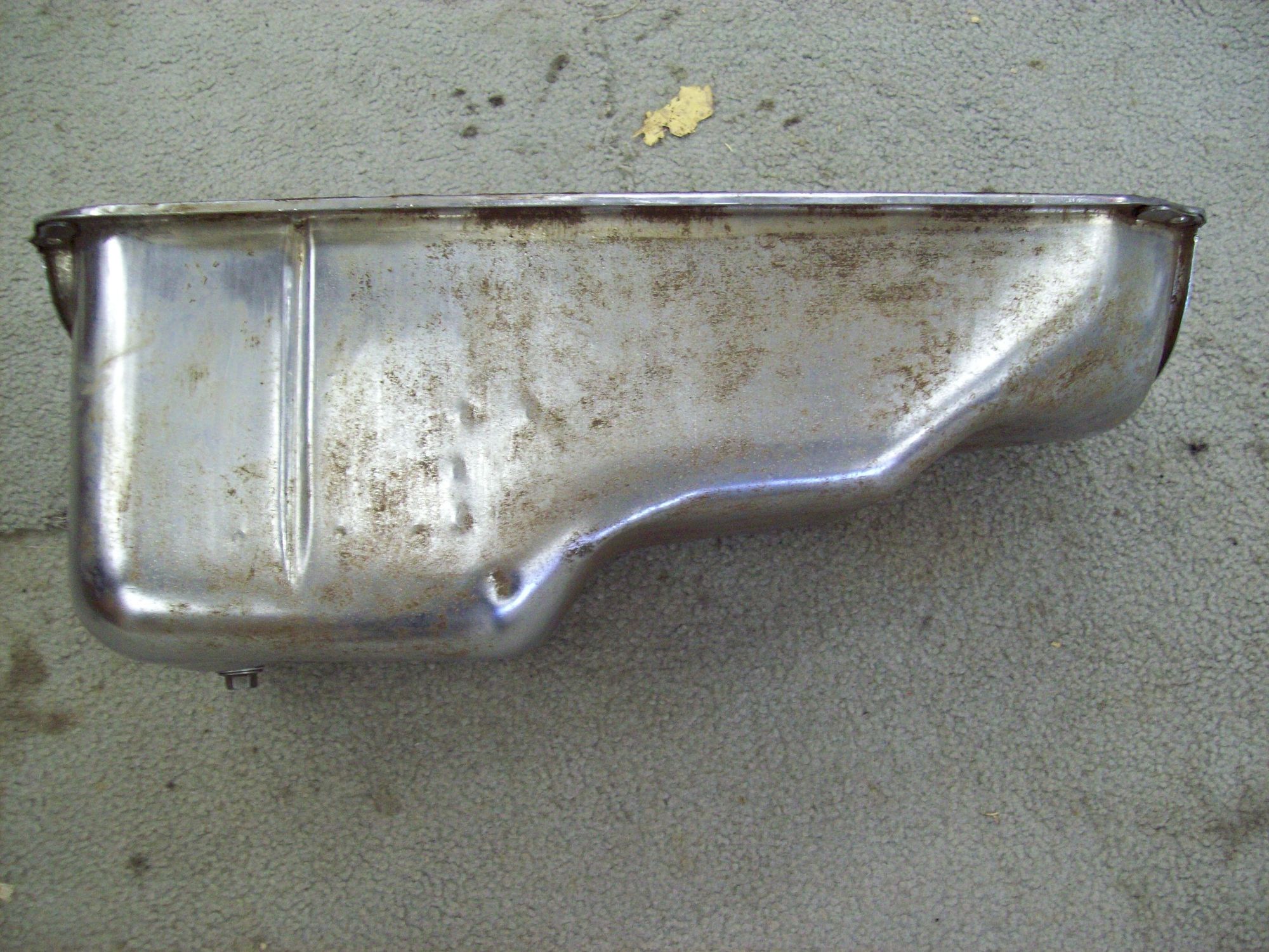 MAHLE Original 1986-1997 Chevrolet C4-C5 Corvette Chassis Oil Pan Set main image 0