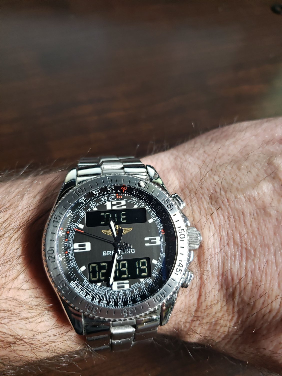 c6 corvette wrist watch