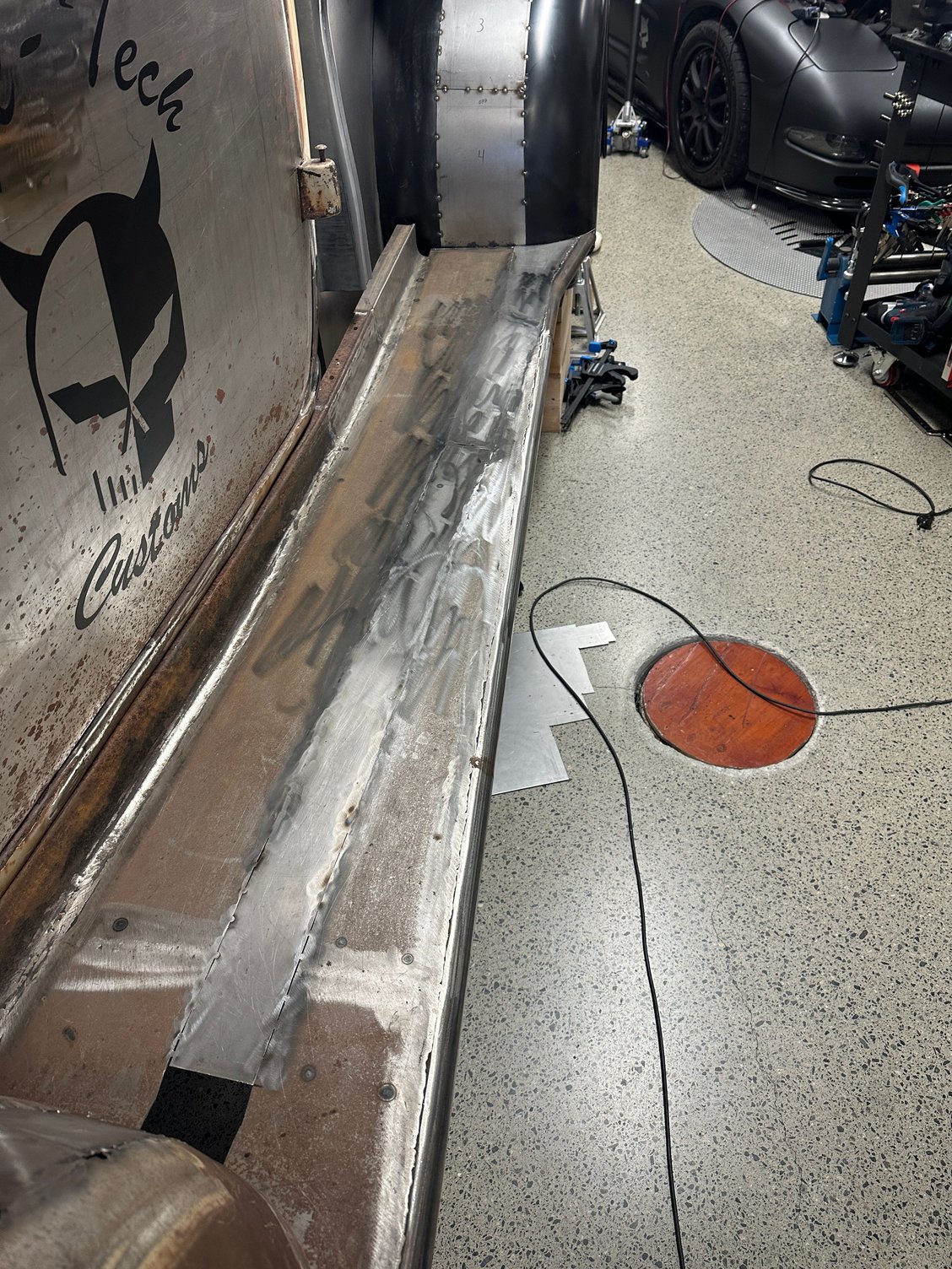 Widening running boards and fenders