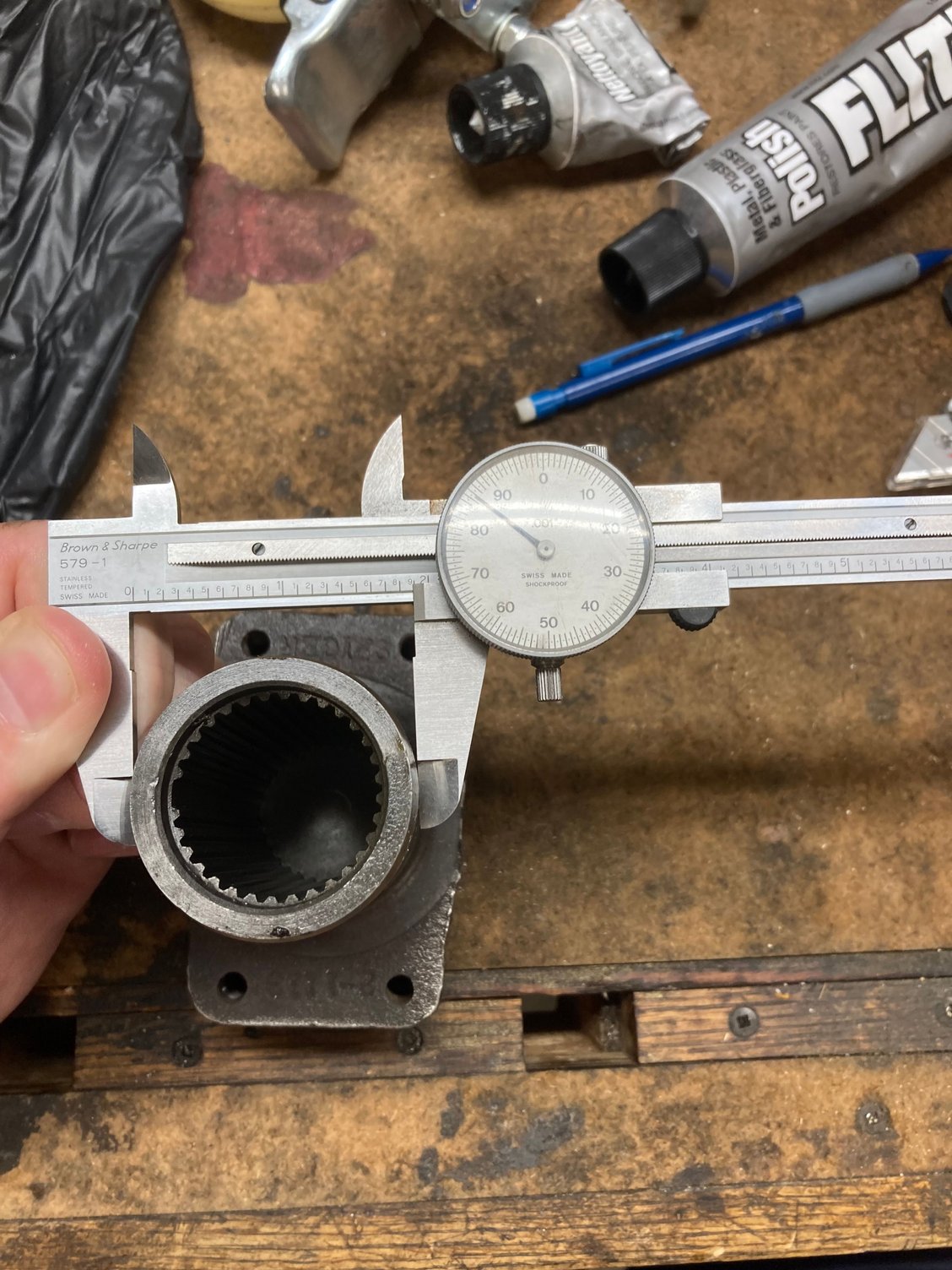 Tail shaft housing bushing clearance? CorvetteForum Chevrolet