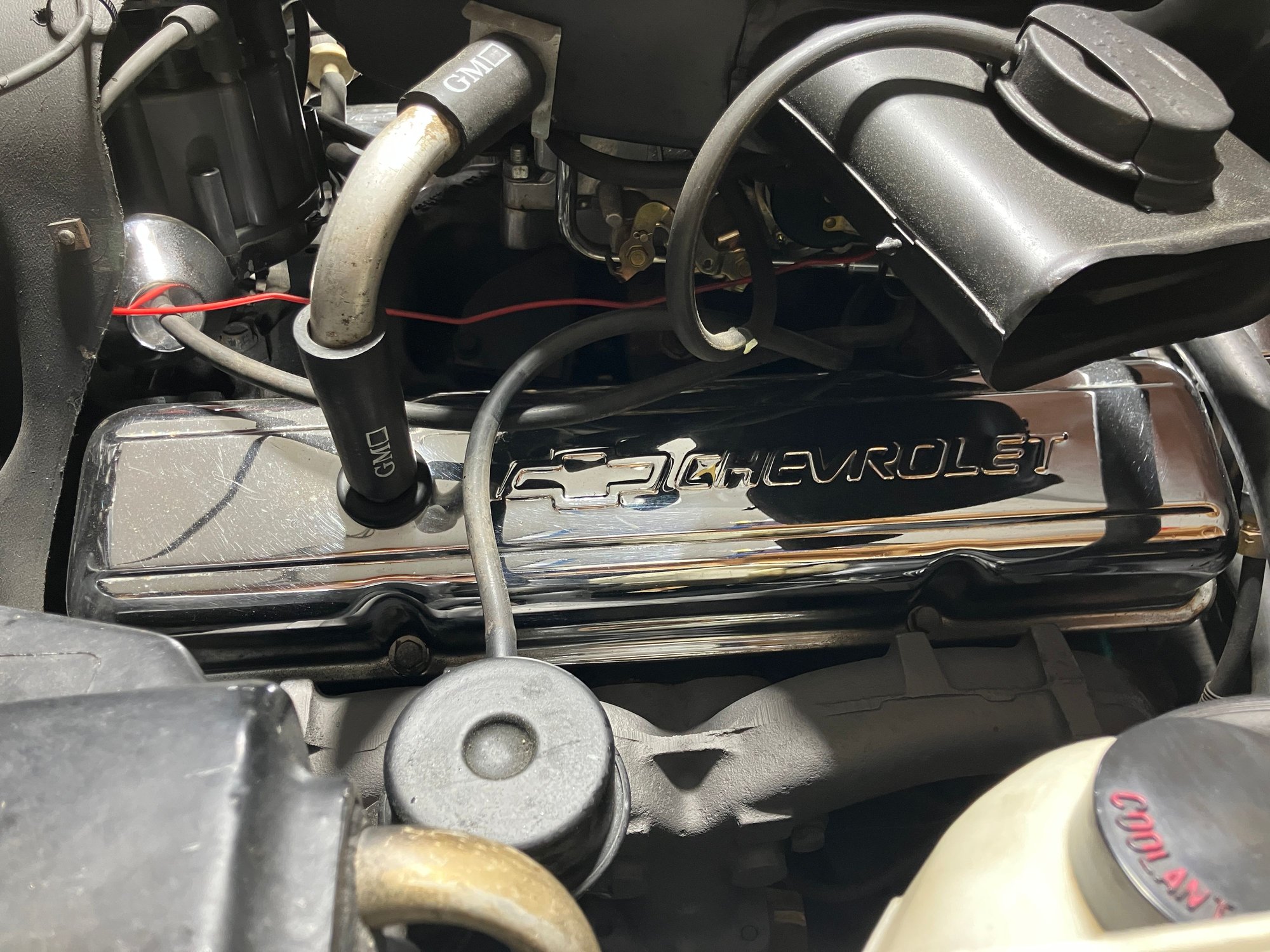 Let�s play: find the oil filler hole�