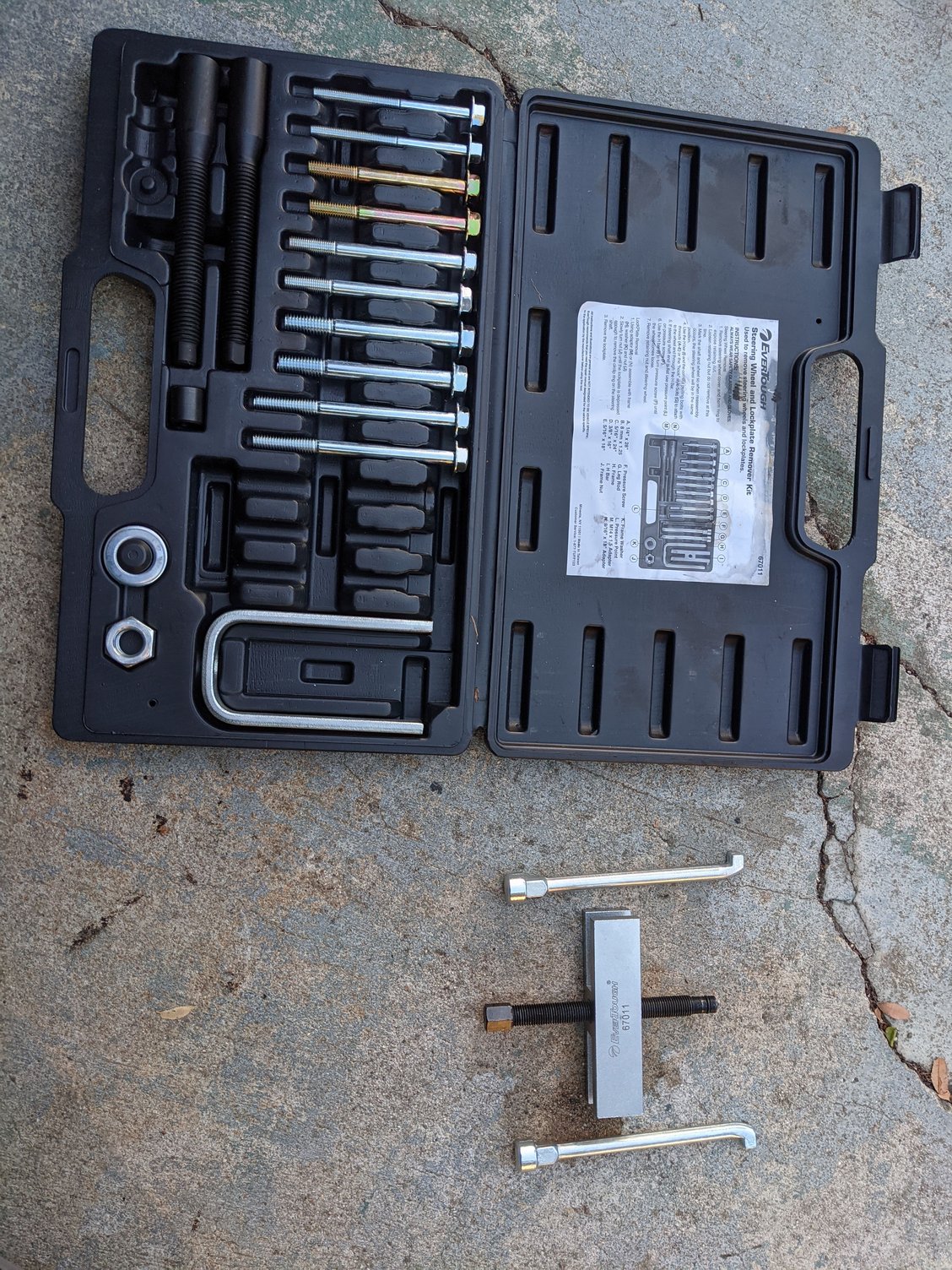 Steering Wheel Removed In 1 Minute W/Loaner Steering Wheel Puller