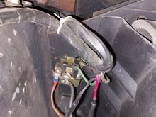 Not sure which wire (red or black/white stripe go on which side of the buss bar with screws as I had both off. 