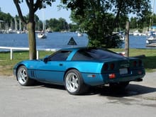 ZR 2 Corvette.10.8.10

Shellby Series 1, 18X10 fronts, 18X12 rears, stock bolt-up on '85 off-set, no mod's of any sort required.