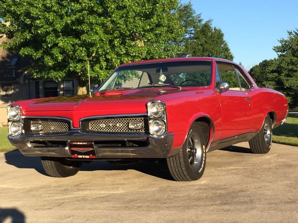 Great cruiser, Flow Masters, original 67 car 400 
4 speed
