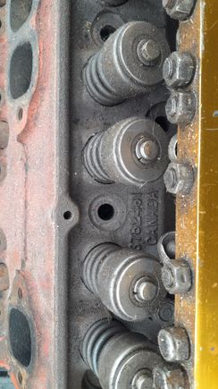 small valve J 25 4