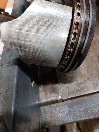 Piston skirts show minimal wear.