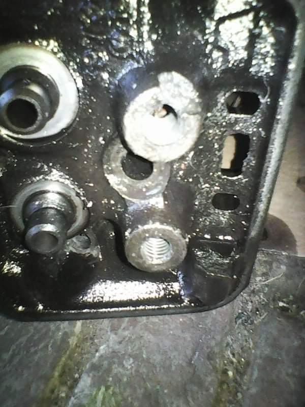 Broken rocker stud boss CorvetteForum Chevrolet Corvette Forum Discussion