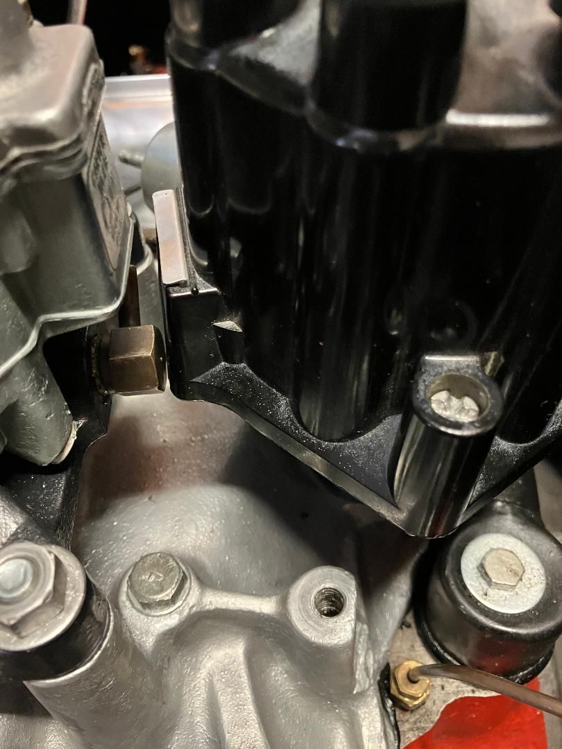 Next challenge: Engine tune-up, with dwell angle check, timing adjustment, idle mixture and idle speed. With still quite a few questions about how to access all the adjustment points now