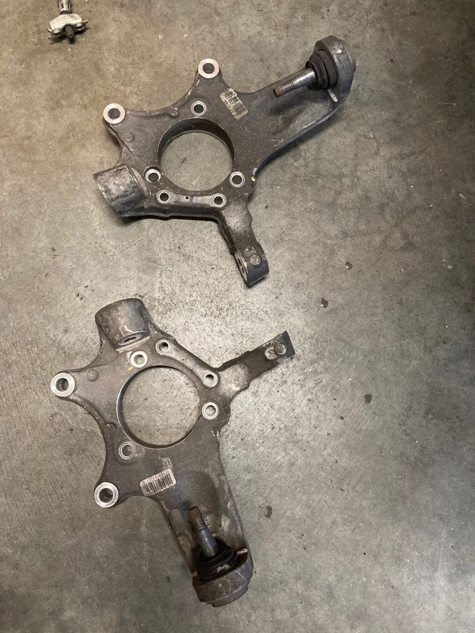 FS (For Sale) OEM rear spindles CorvetteForum Chevrolet Corvette