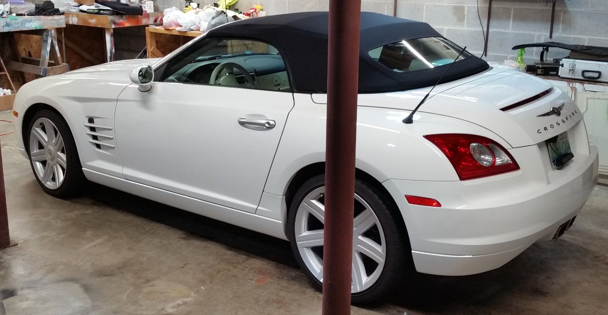 2005 Chrysler Crossfire - 2005 Chrysler Crossfire Limited Roadster, A+ condition - Used - VIN 1C3AN65L65X051677 - 45,221 Miles - 6 cyl - 2WD - Automatic - Convertible - White - Pinson, AL 35126, United States