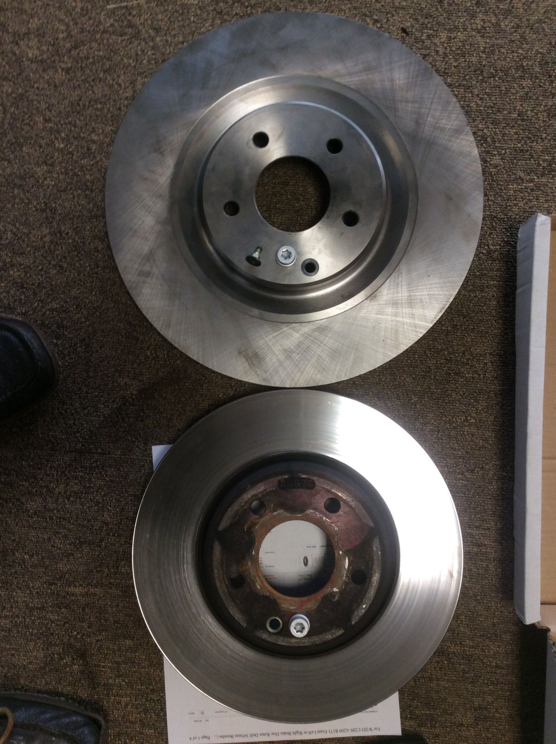 BREMBO BREMSSCHEIBEN BELÄGE HINTEN Ø260 RENAULT MEGANE III Coupe 4000858