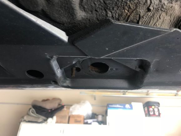On the hunt for a pass rear rubber lift mount.