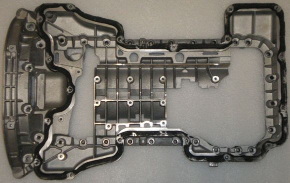 E55 Upper Oil Pan