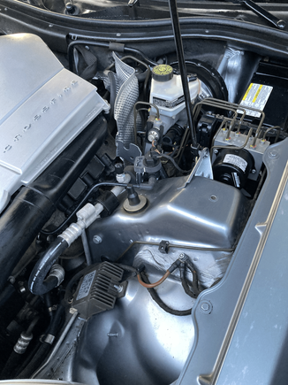 another view of the ABS and right side of underhood