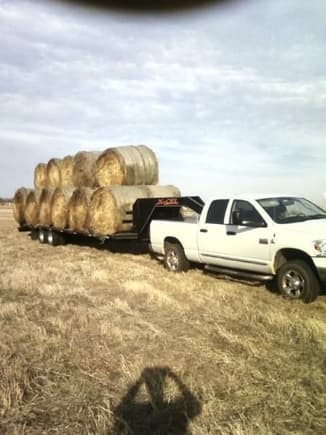 hauling hay with dads 08