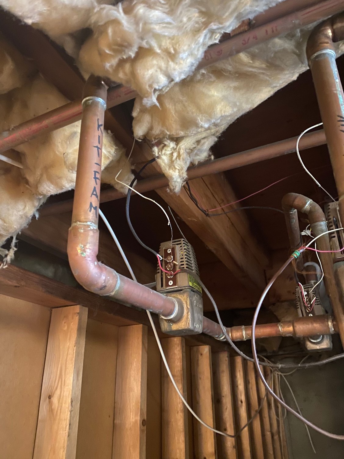 Nest thermostat /power connector on Taco zone valve - DoItYourself.com