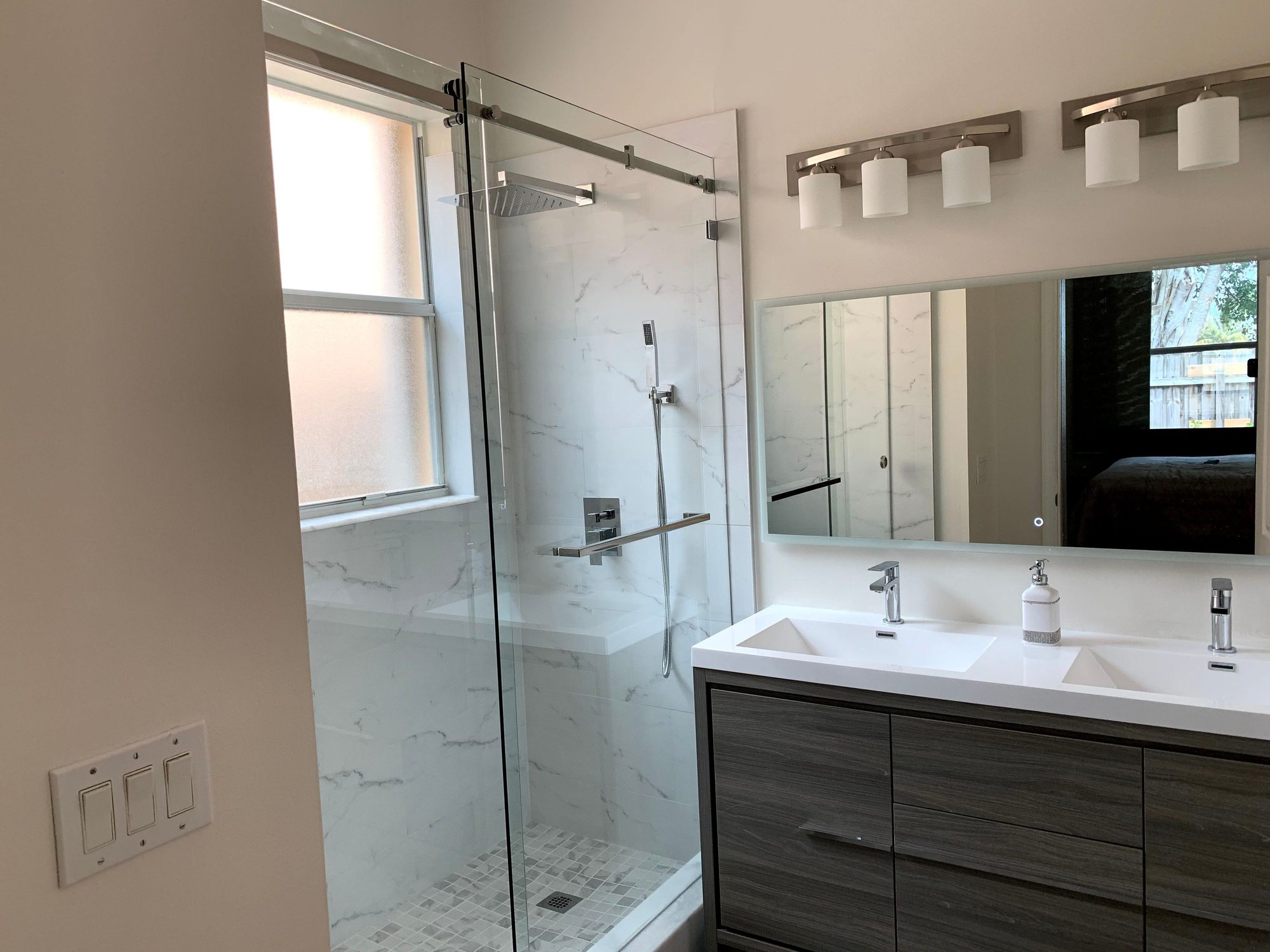 Sliding glass shower door squeaks Community Forums