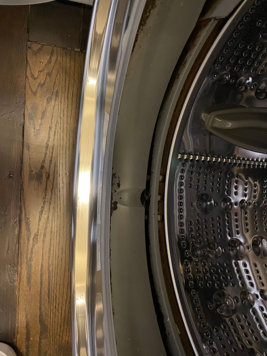 water pooling in washer rim Community Forums