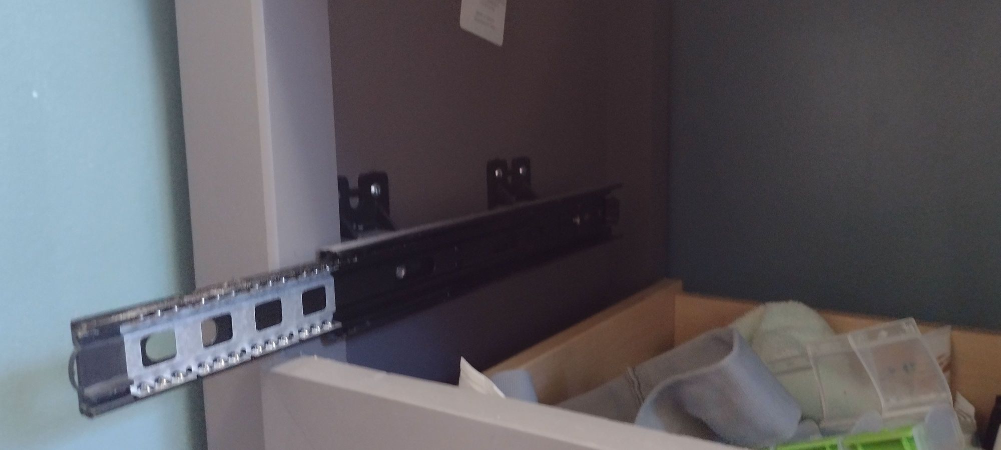 Customized drawer won't stay in drawer slides