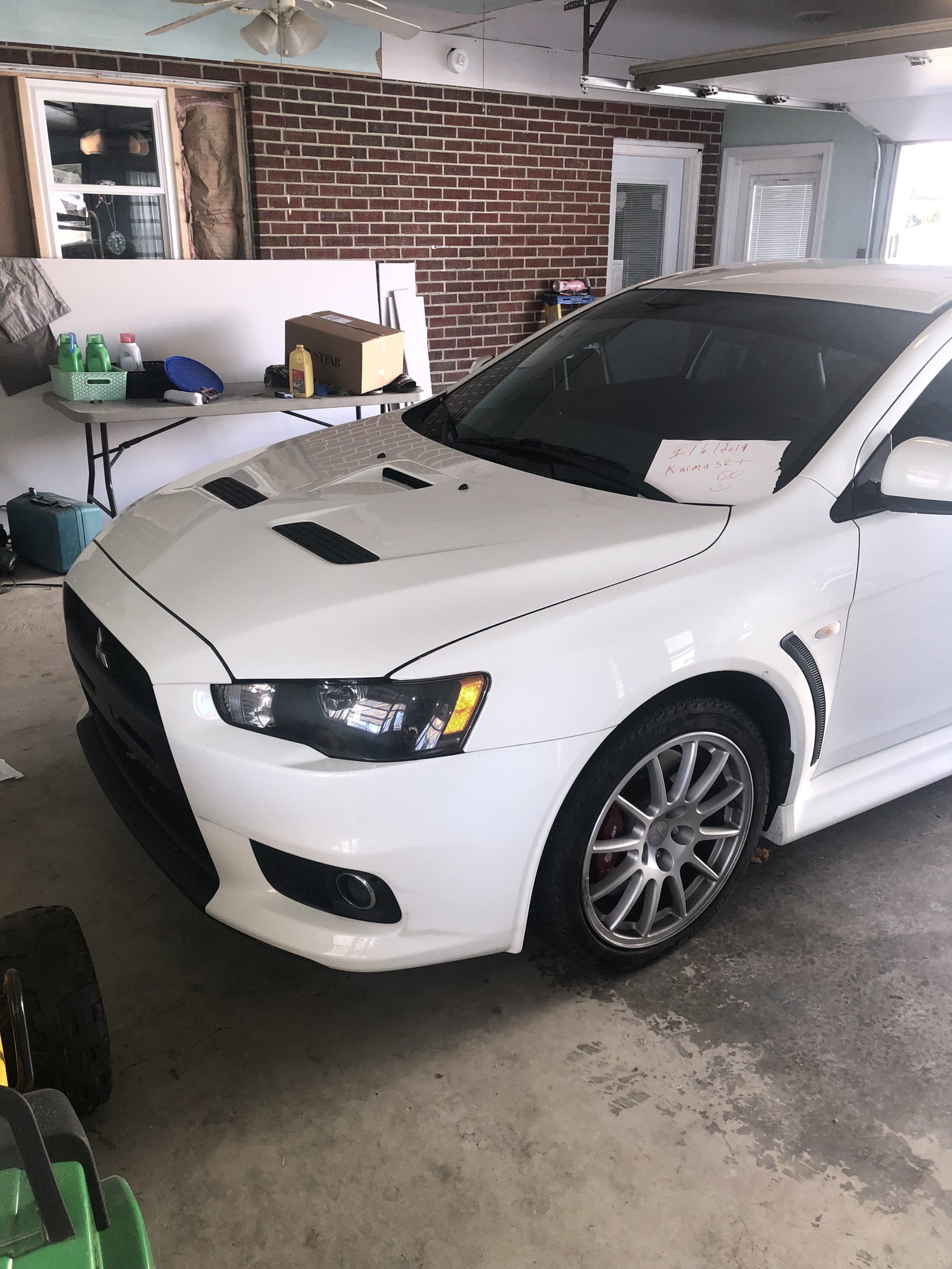 2013 Mitsubishi Lancer Evolution - 2013 Evo x 59,000 miles for sale clean girl driven ! - Used - VIN 2013 Evo x F/s - 58,643 Miles - 4 cyl - AWD - Manual - Sedan - White - Hagerstown, MD 21740, United States
