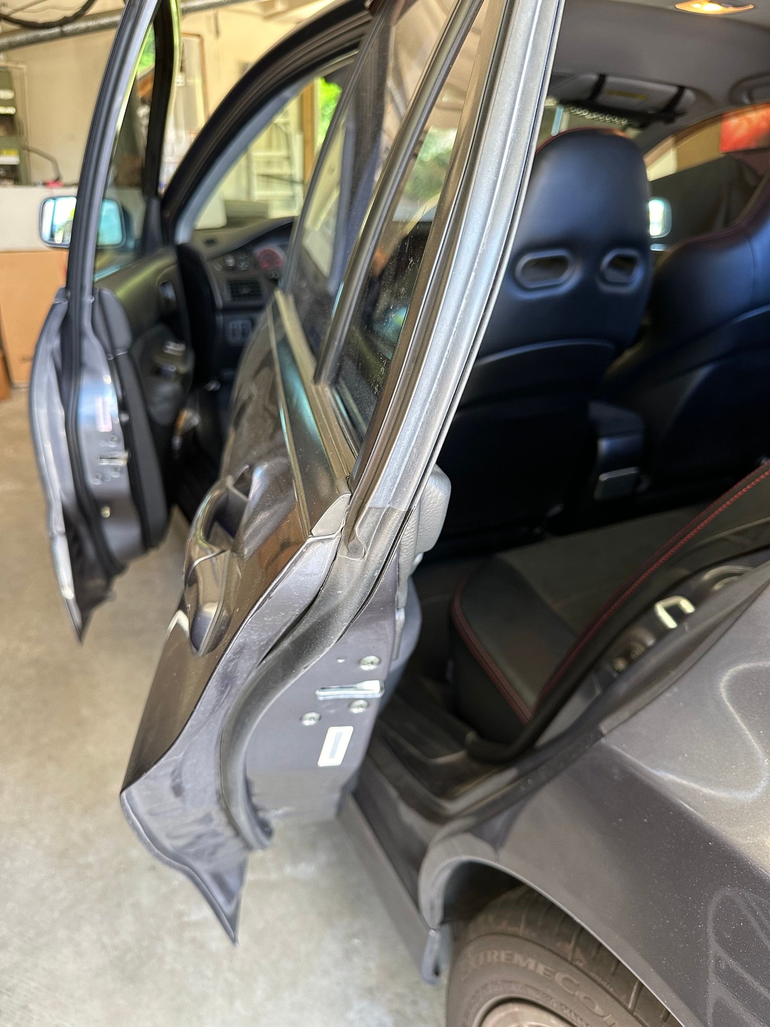 2006 Mitsubishi Lancer Evolution - Mitsubishi Lancer Evolution 9 IX SE special edition - Used - VIN JA3AH86C96U063353 - 87,200 Miles - 4 cyl - 4WD - Manual - Sedan - Gray - Rowland Heights, CA 91748, United States