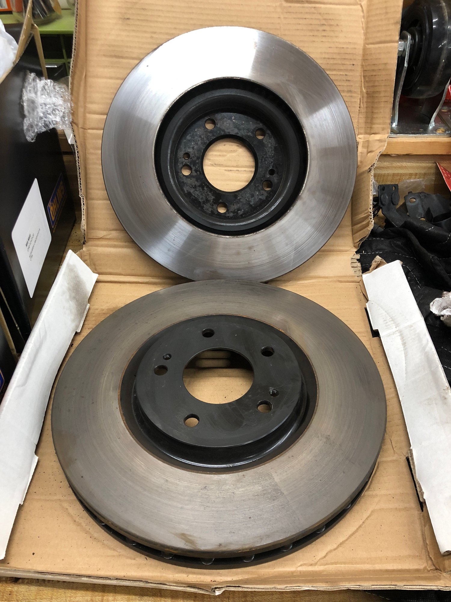 2003 Mitsubishi Lancer Evolution - Evo 8/9 front calipers - Brakes - $200 - Burke, VA 22015, United States