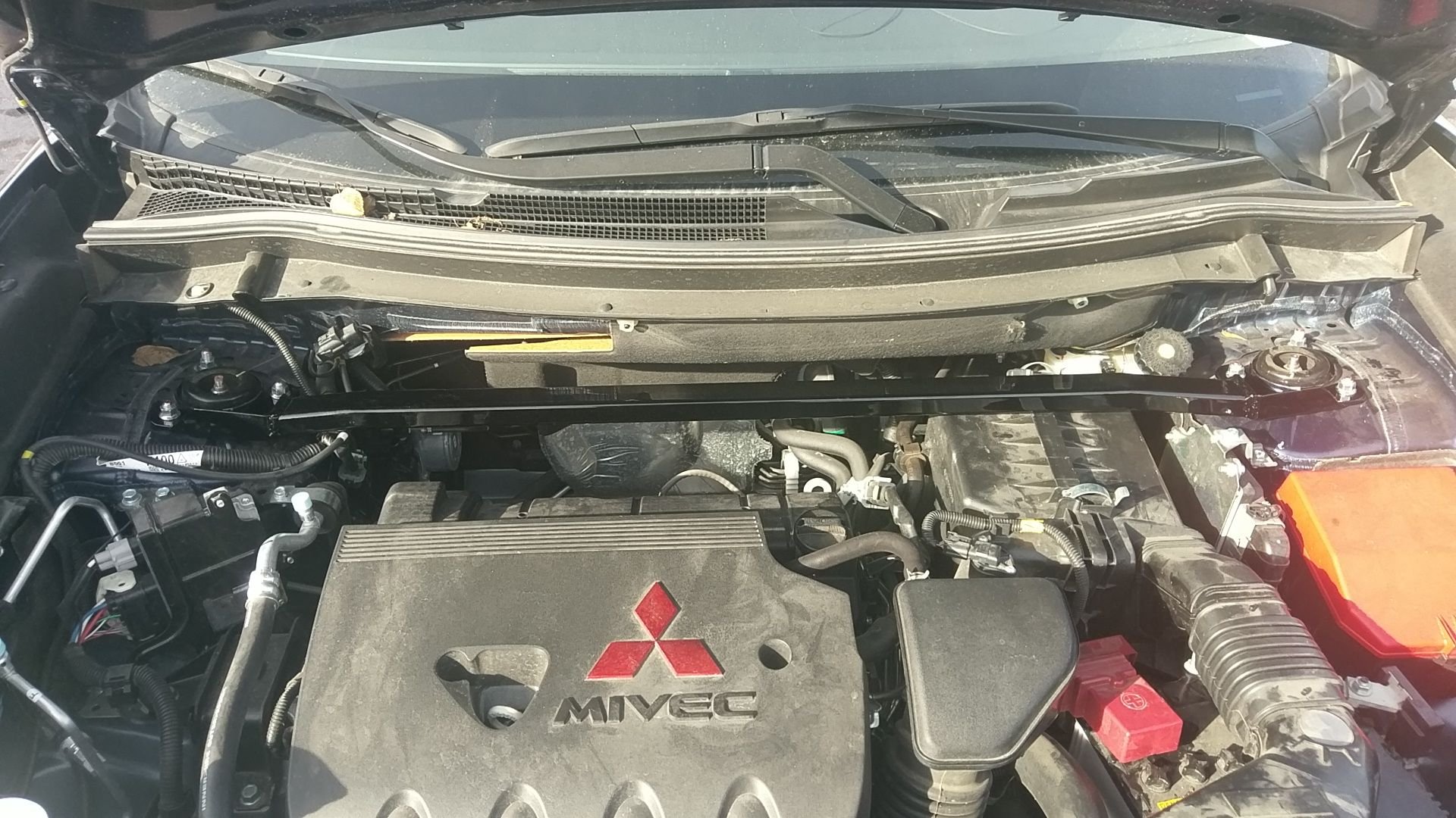 Miscellaneous - Outlander strut bar  1 of a kind - Used - 2012 to 2021 Mitsubishi Outlander - Lincoln, NE 68502, United States