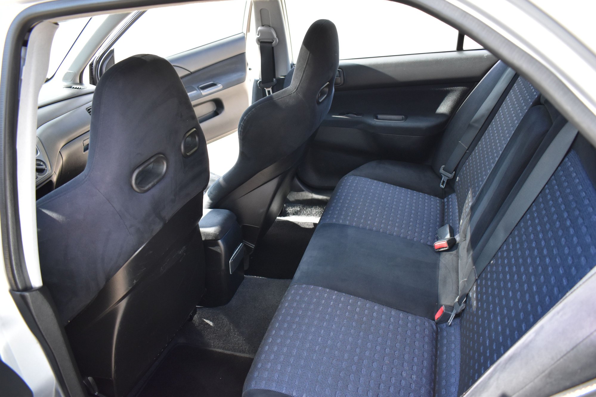2003 Mitsubishi Lancer Evolution - 03 Mitsubishi Lancer Evolution 8 - Used - VIN JA3AH86FX3U88168 - 161,711 Miles - 4 cyl - AWD - Manual - Sedan - Silver - Fairfax, VA 22030, United States