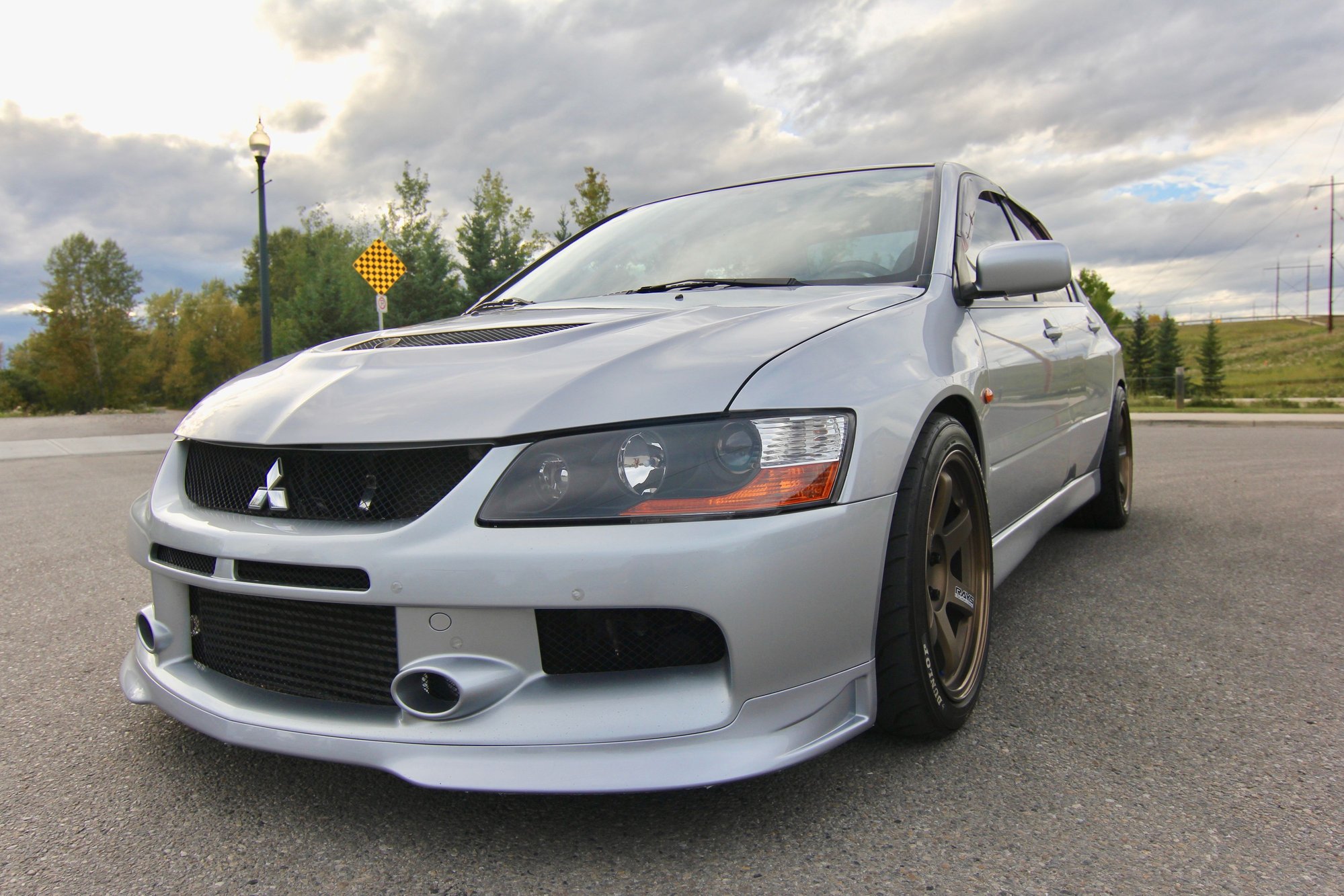 2006 Mitsubishi Lancer Evolution - 2006 Evo 9 SE Apex silver Built - Used - VIN JA3AH86C06U061765 - 73,000 Miles - 4 cyl - AWD - Manual - Sedan - Silver - Calgary, AB T2S1M3, Canada