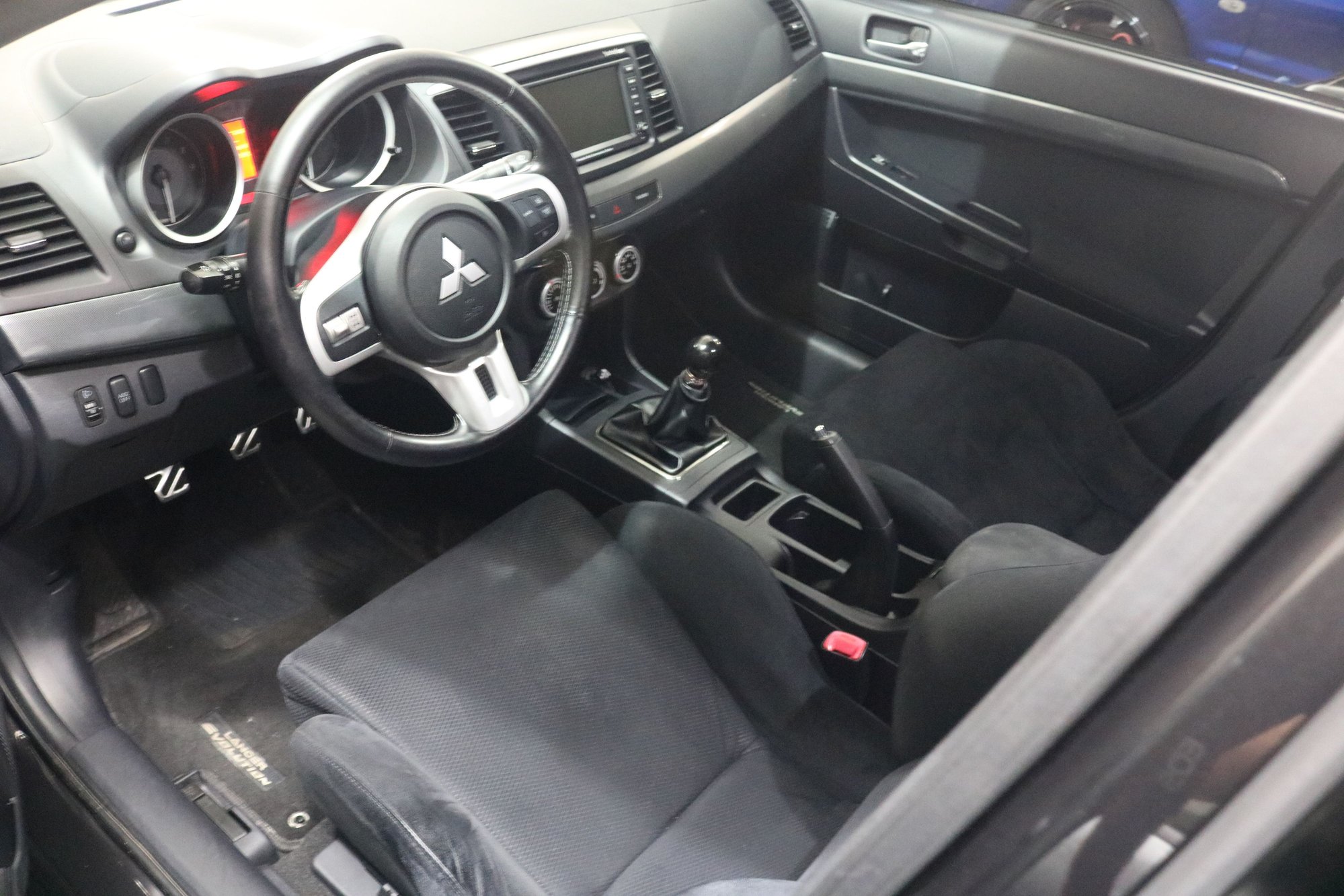 2008 Mitsubishi Lancer Evolution - 2008 Mitsubishi Evo X - Phantom Black - 1 Owner with Clean Title - Used - VIN JA3AW86V58U050495 - 105,521 Miles - 4 cyl - AWD - Manual - Sedan - Black - Elgin, IL 60124, United States