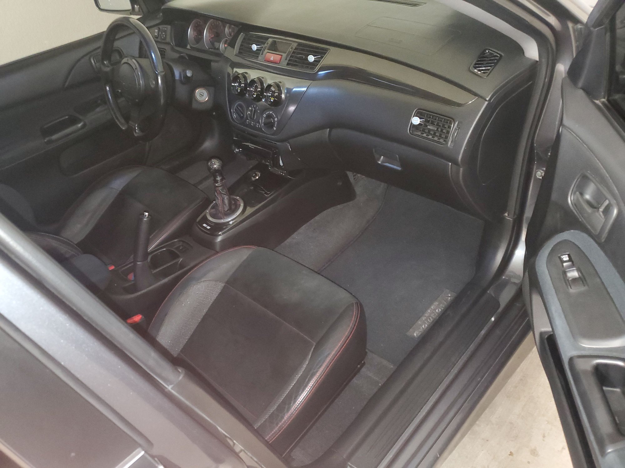 2006 Mitsubishi Lancer Evolution - Fs only. 2006 Evo IX SE 74.5k miles - Used - VIN JA3AH86C96U061800 - 74,500 Miles - 4 cyl - AWD - Manual - Sedan - Gray - Fort Worth, TX 76244, United States