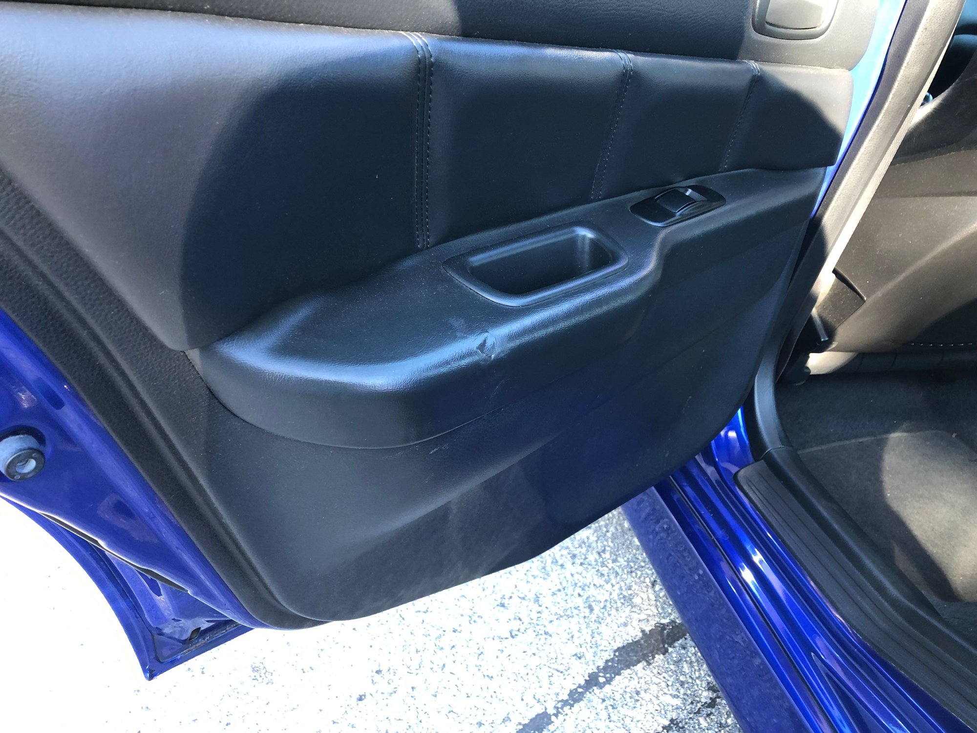 2005 Mitsubishi Lancer Evolution - 2005 Mitsubishi Evo SSL - Electric Blue - Used - VIN JA3AH86D55U052244 - 152,000 Miles - 4 cyl - AWD - Manual - Sedan - Blue - Hanover, PA 17331, United States