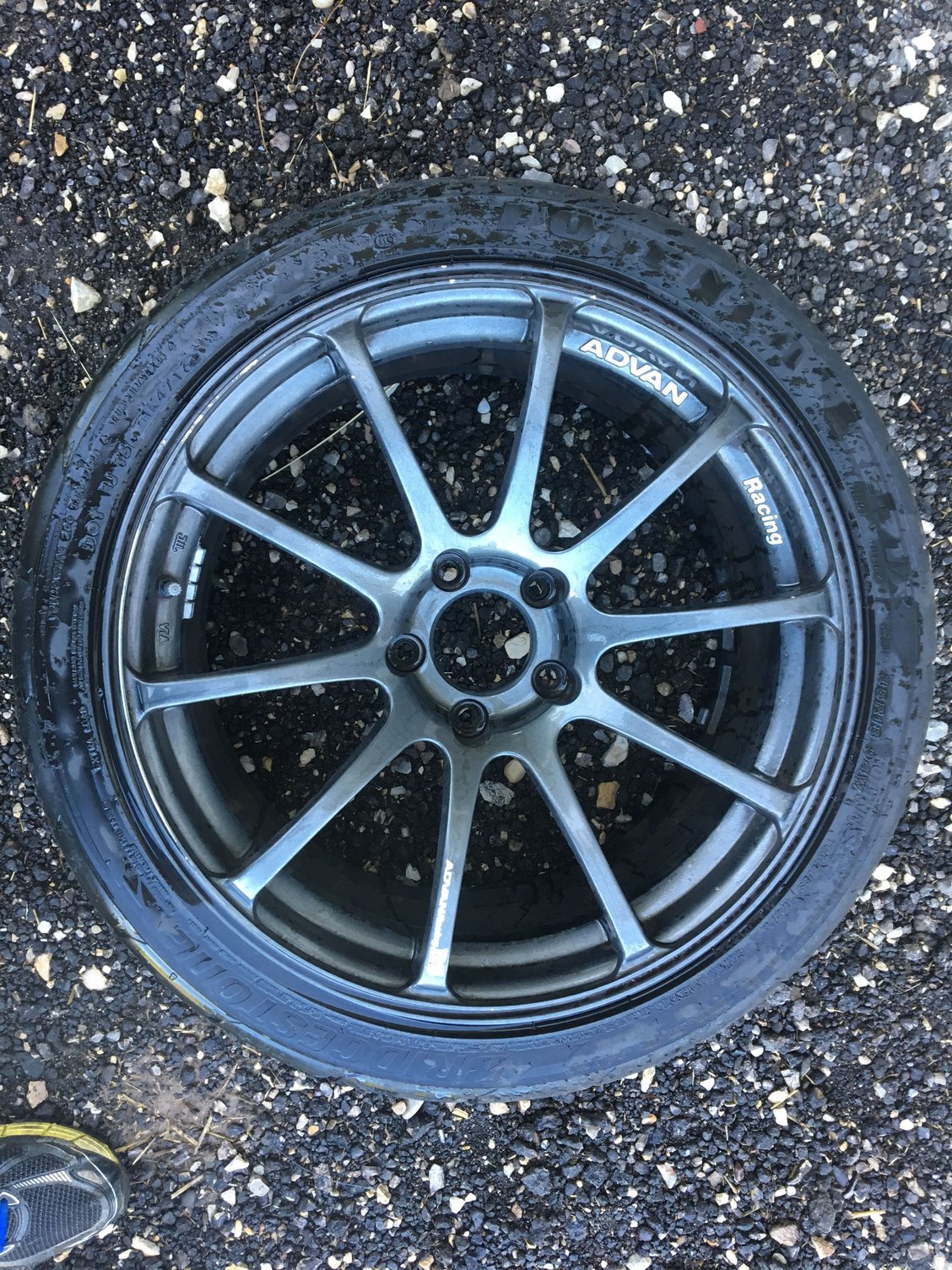 Wheels and Tires/Axles - 18x9 (4) ADVAN RS wheels with 255/35 Bridgestone RE71R tires - Used - 2008 to 2015 Mitsubishi Lancer Evolution - Milwaukee, WI 53150, United States