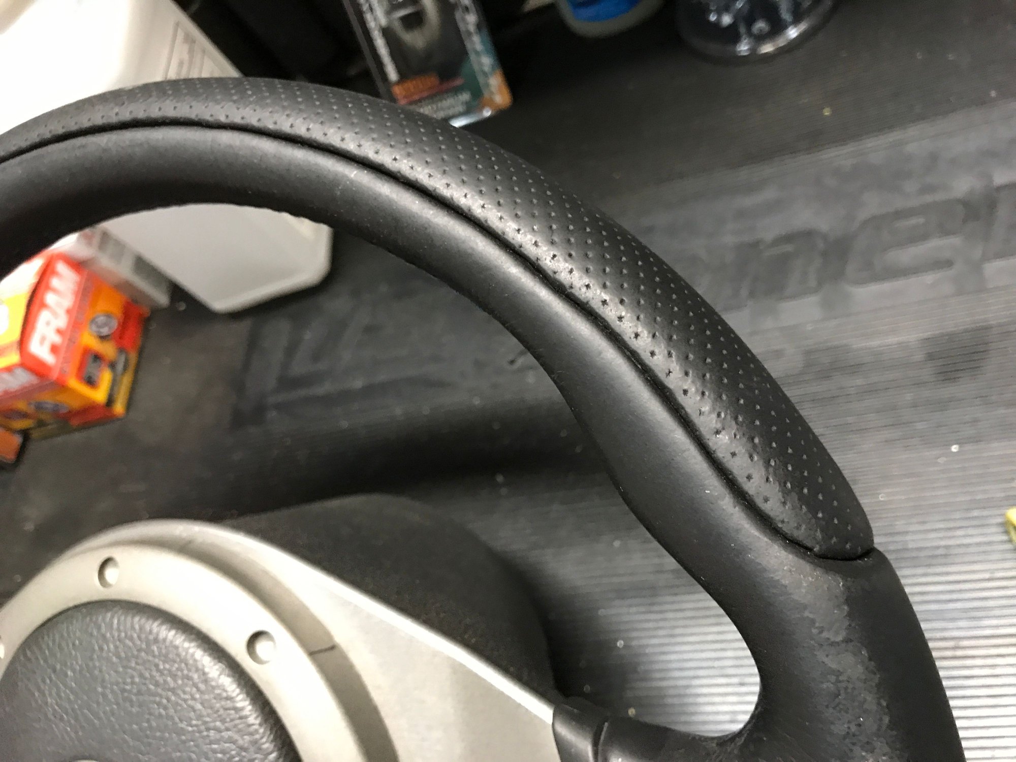Interior/Upholstery - JDM Evo 7 steering wheel - Used - 2003 to 2006 Mitsubishi Lancer Evolution - Spotswood, NJ 08884, United States