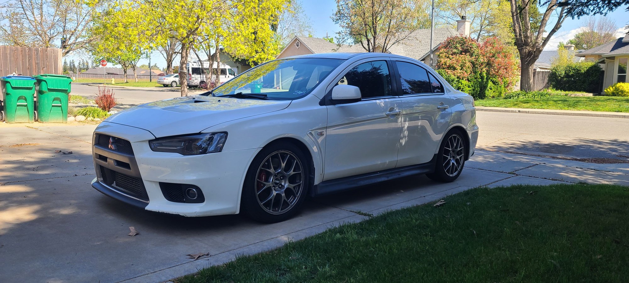 2010 Mitsubishi Lancer Evolution - 2010 Mitsubishi Lancer Evolution MR SST - Used - VIN JA32W5FV5AU030725 - 124,000 Miles - 4 cyl - AWD - Automatic - Sedan - White - Chico, CA 95973, United States