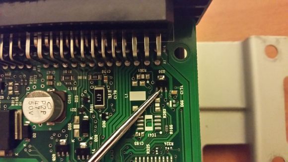 Transistor 1 in circuit from pin 22.  Test good, center pin to back center lead.