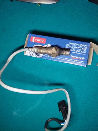 original factory front o2 sensor with 20,000 miles (works perfect, changed as a maintenance item)