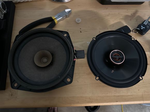 Factory speaker vs Infinity speaker