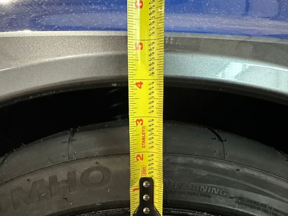 Front wheel to fender