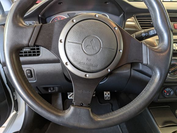 Steering Wheel missing plastic