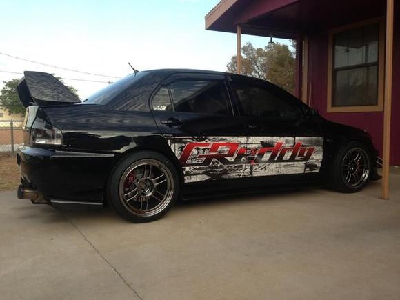 My 06 evo9 se
591awhp greddy wrap
Sbc enkie 17"
About done for the carshow