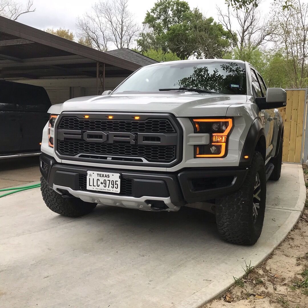 Canadian guys with Raptor grill lights - Ford F150 Forum - Community of ...