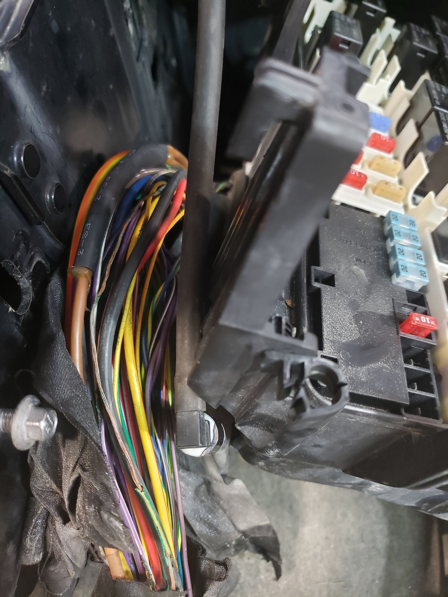 2019 lariat intermittent burning smell in cab - Ford F150 Forum 2013 F150 Burning Smell In Cab