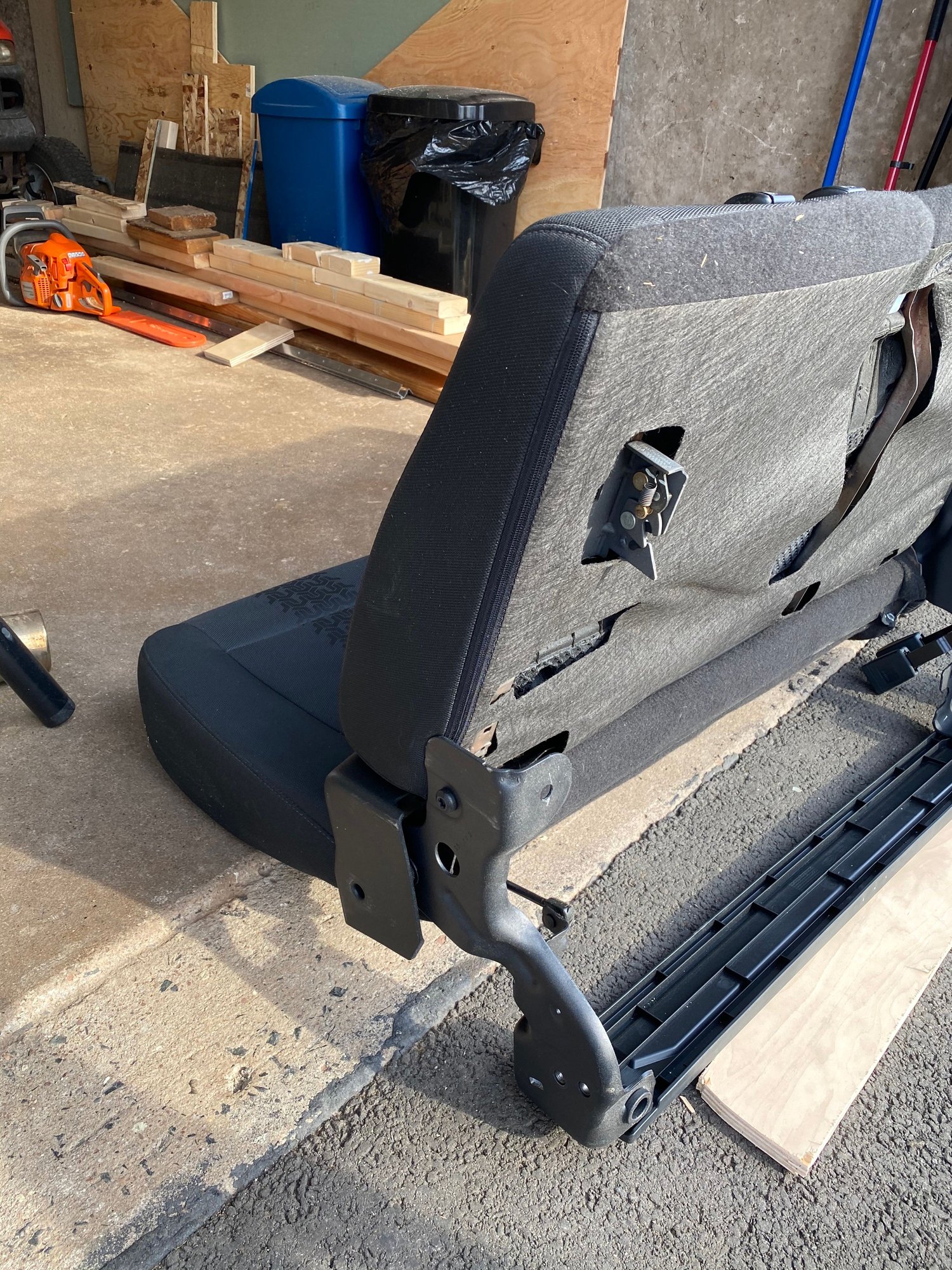 Northeast 2015-2020 Complete rear seat - Ford F150 Forum - Community of