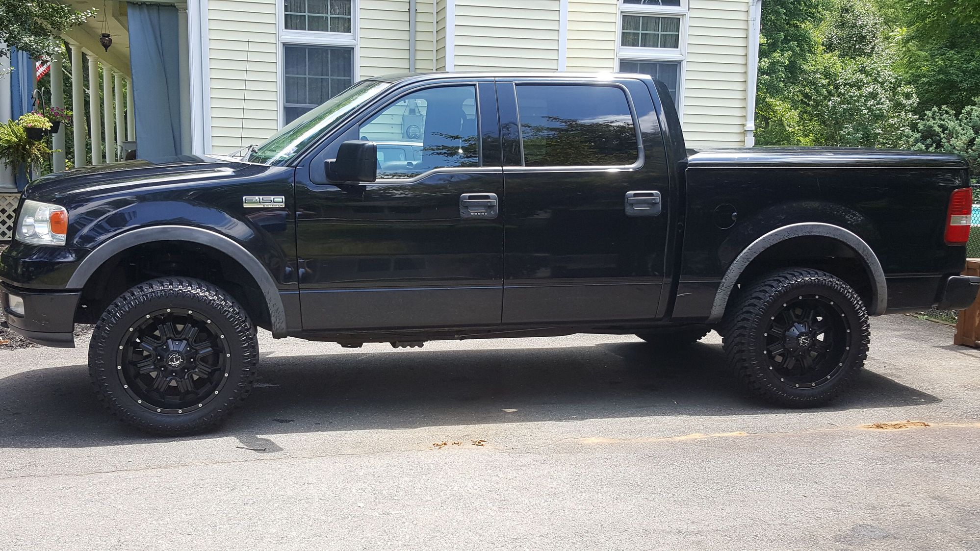 2005 F150 leveling kit with 33's Ford F150 Forum Community of Ford Truck Fans