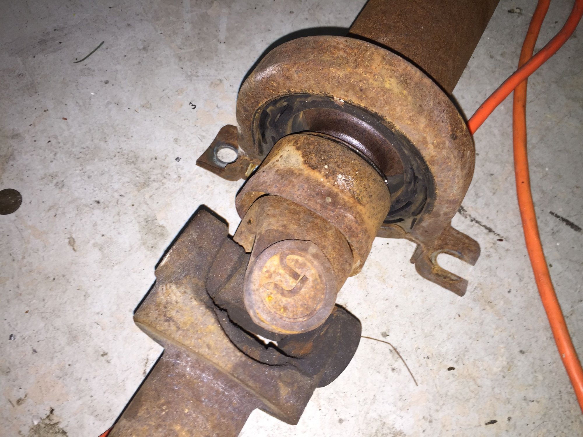 2008 F150 XL center support bearing busted Ford F150 Forum