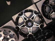 FP04 18x9 Wheel Fits 6 Lug Ford® Trucks - Black Rim w/Mach'd Face - 4Play Darkstar Wheel