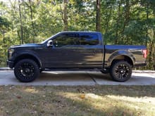 22" XD Monsters & 35" Nitto Trail Grapplers
